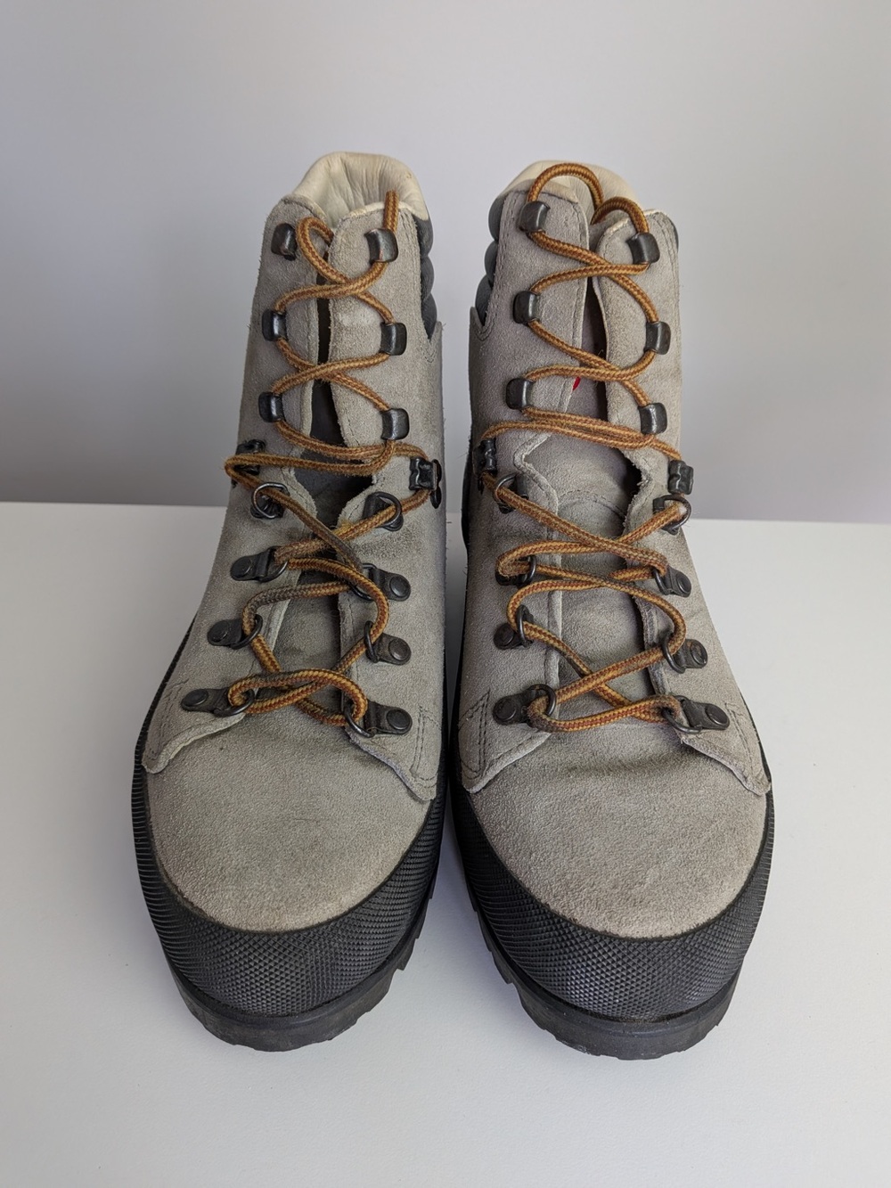 Vintage Hanwag Mountaineering Hiking Boots Women’s Size 7.5 EU 38 Suede Vibram